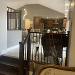 Country In The City - Wonderful Complimentary Breakfast Delivered Daily To House
