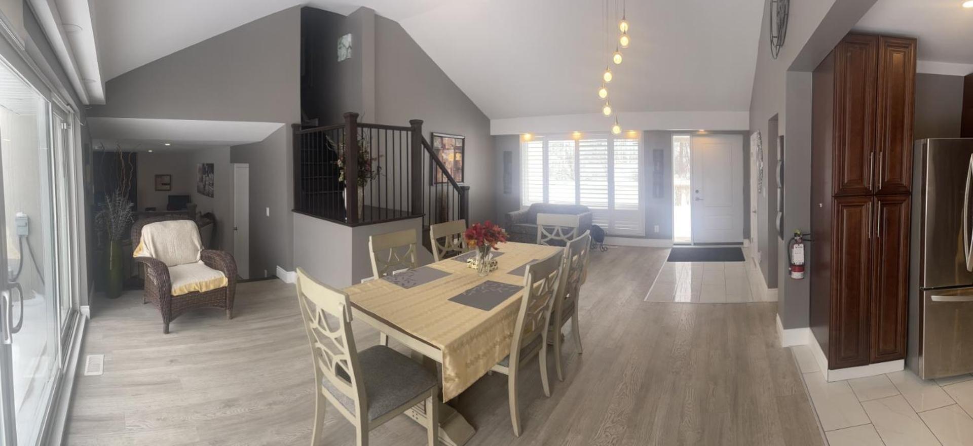 Holiday home Country In The - Wonderful Complimentary Breakfast Delivered Daily To House Niagara Falls